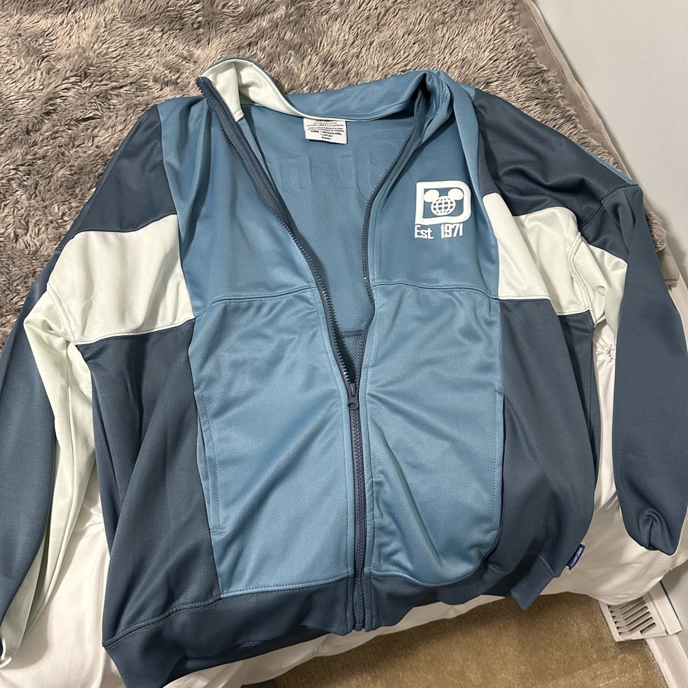Walt Disney World Spirit Jersey Zip Up Size Small